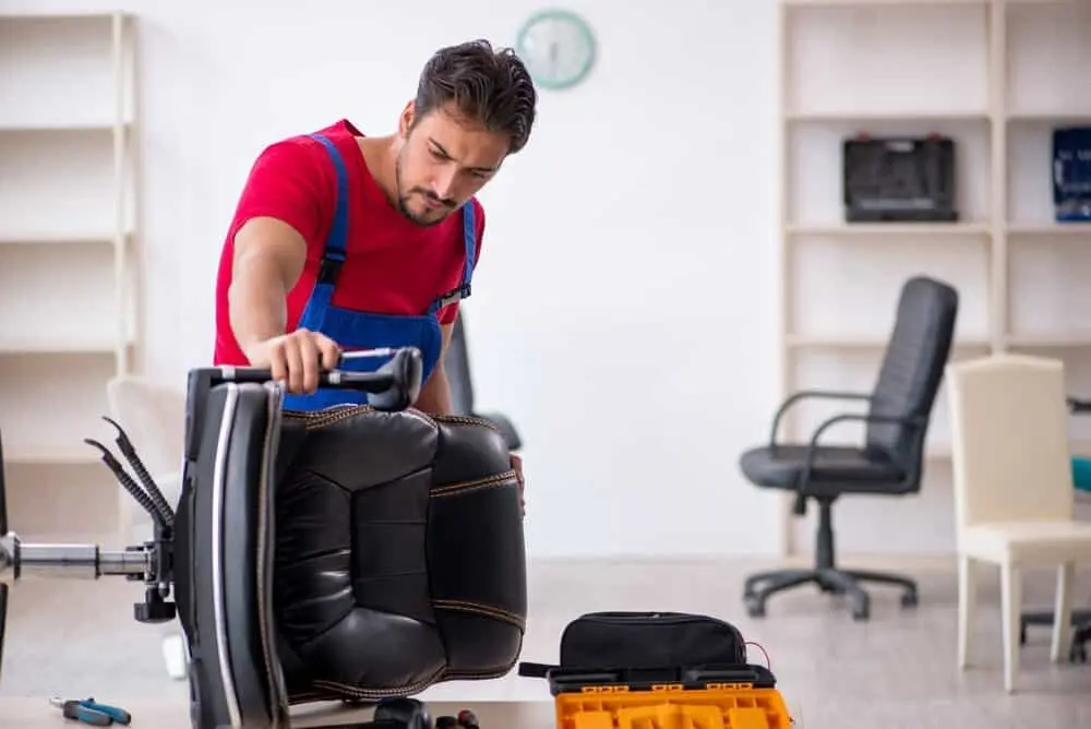 Comment réparer une chaise de bureau qui descend-1
