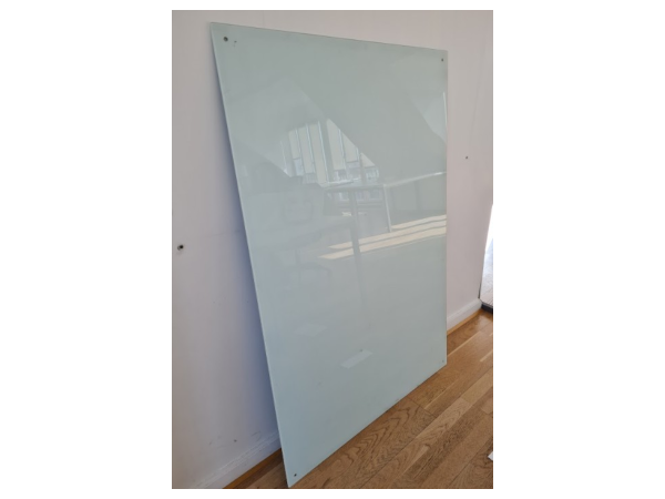 Tableau-critoire-en-verre-blanc-AFIDA-100x150-cm